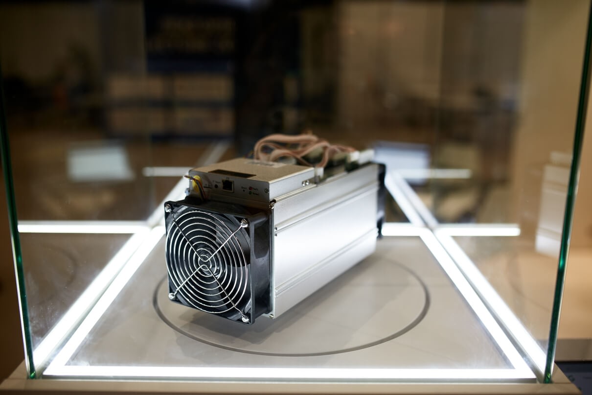 Is Solo Bitcoin Mining Making a Comeback?